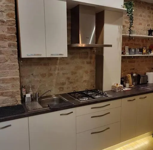 уютный лофт среди старых парков *