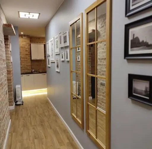 уютный лофт среди старых парков *