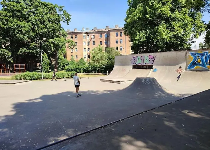 уютный лофт среди старых парков Apartment Riga