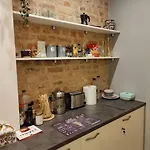 уютный лофт среди старых парков *