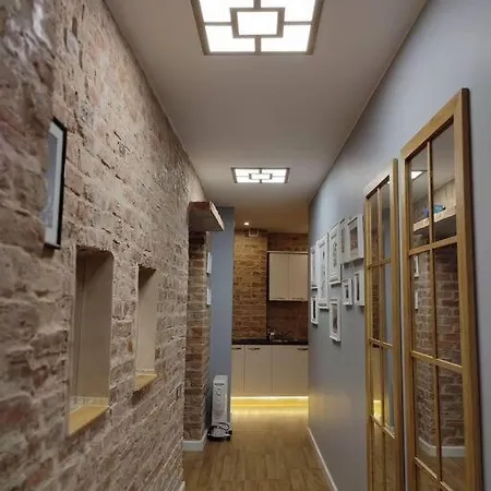 уютный лофт среди старых парков