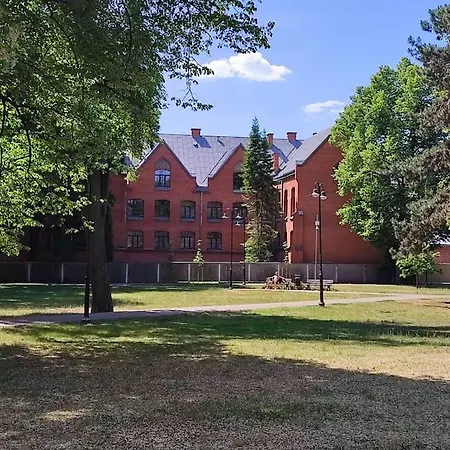 уютный лофт среди старых парков * Ryga